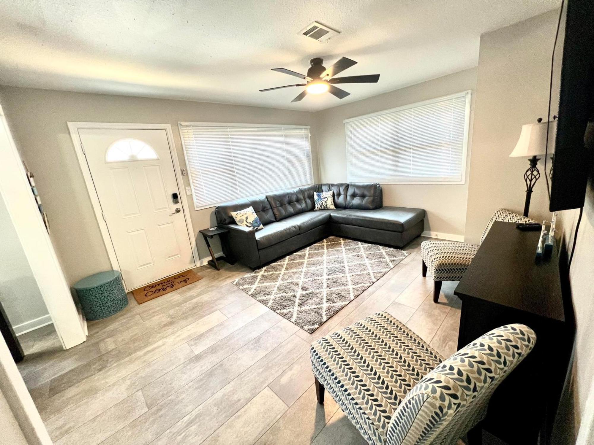 4/2 Home Close To Beach, Centrally Located! Gulfport Dış mekan fotoğraf